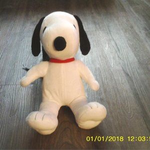 Snoopy stuffy